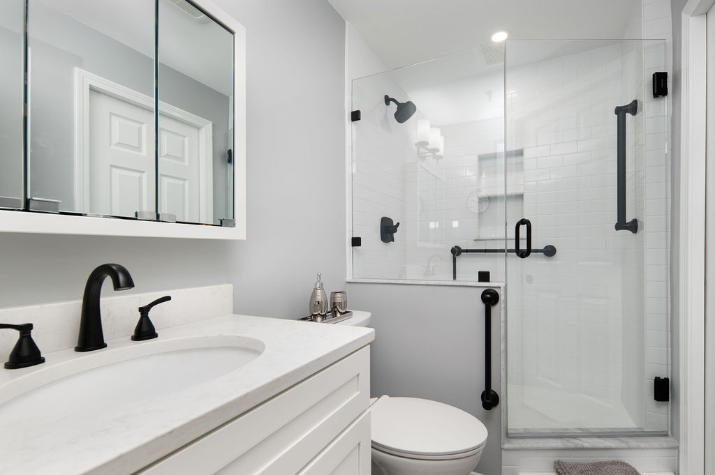 Bright Modern Bathroom - Halco Kitchen & Bath